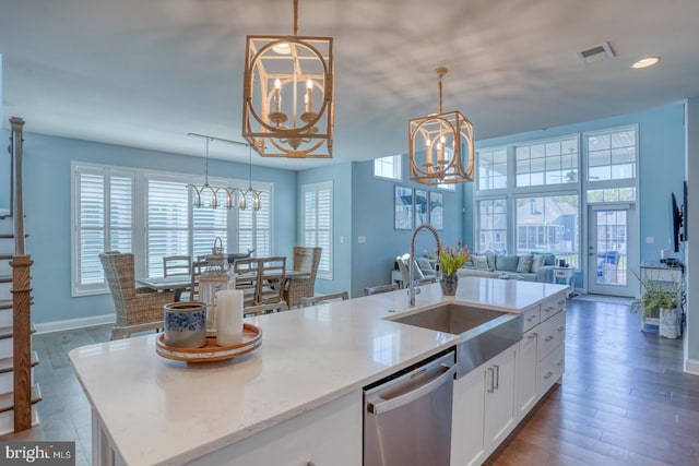 11520 Maull Rd Unit S-183, Lewes, DE 19958 - kitchen featuring a sink, visible vents, dishwasher, and a chandelier