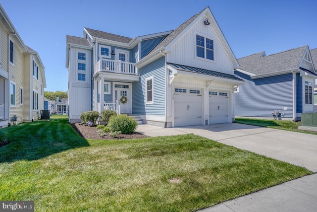 11520 Maull Rd Unit S-183, Lewes, DE 19958 - traditional home with roof with shingles, central AC unit, driveway, and a balcony