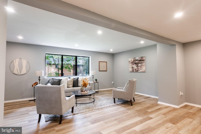 7374 Hickory Log Cir, Columbia, MD 21045 - living area featuring recessed lighting, light wood-type flooring, and baseboards
