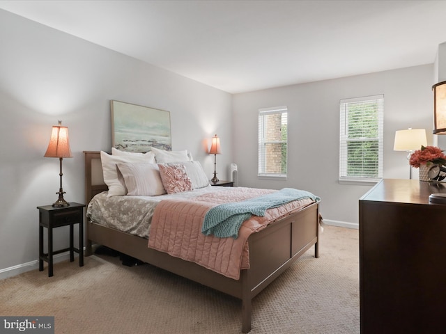 6558 Gildar St, Alexandria, VA 22310 - bedroom featuring light carpet and baseboards