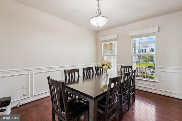 17365 Tedler Cir, Round Hill, VA 20141 - dining space featuring wainscoting, hardwood / wood-style flooring, and a decorative wall