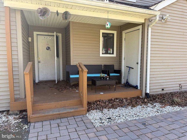 3301 Windermere Dr, Bushkill, PA 18324 - entrance to property with a porch