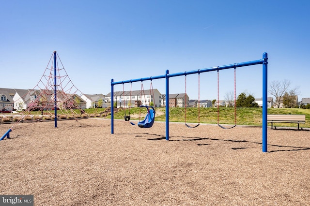 surrounding community featuring a residential view