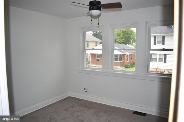 854 View St, Hagerstown, MD 21742 - carpeted empty room with baseboards and ceiling fan