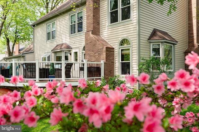 7228 Devereux Ct, Alexandria, VA 22315 - back of property featuring a deck
