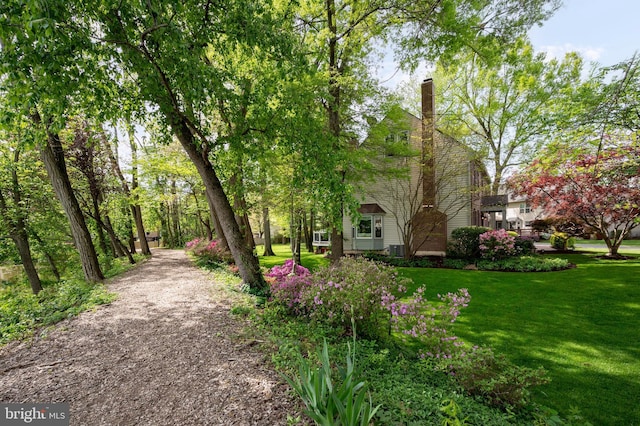 7228 Devereux Ct, Alexandria, VA 22315 - view of green lawn featuring central AC