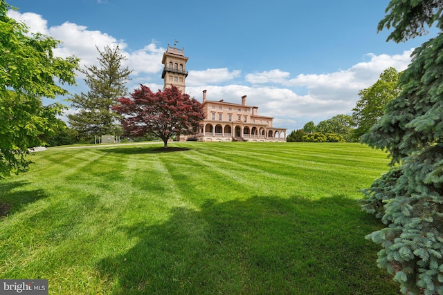 1714 Abbotston St, Baltimore, MD 21218 - view of green lawn
