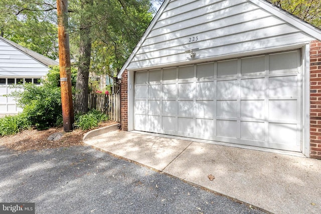 view of detached garage