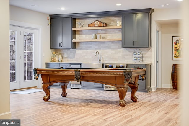 23673 Amesfield Pl, Aldie, VA 20105 - playroom with a sink, light wood-type flooring, baseboards, and recessed lighting