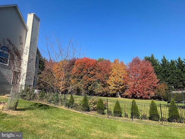 view of yard featuring fence