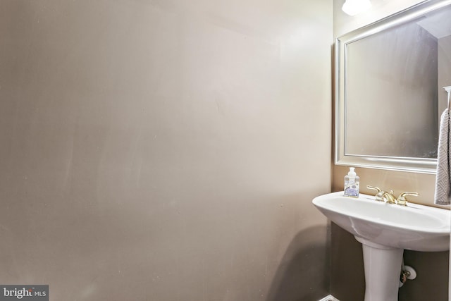 11373 Bishops Gate Ln, Laurel, MD 20723 - view of bathroom
