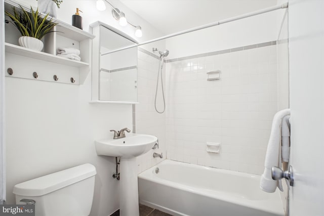 6813 Chestnut Ave, Falls Church, VA 22042 - full bathroom with bathing tub / shower combination and toilet