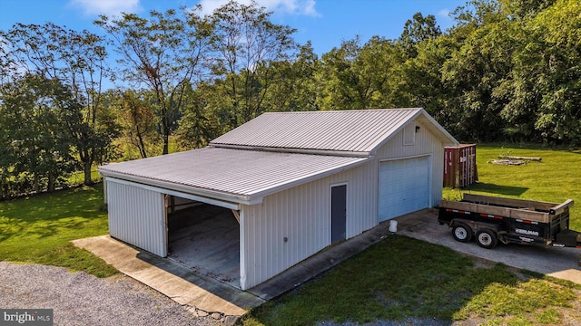 12836 Hessong Bridge Rd, Thurmont, MD 21788 - view of outbuilding featuring an outdoor structure and driveway