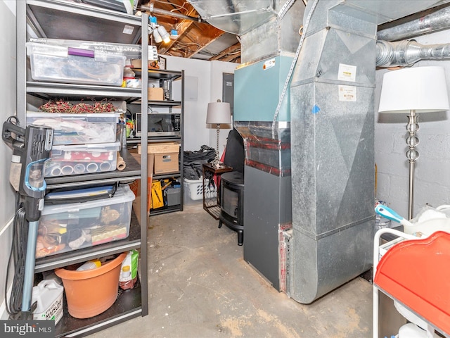 507 Kerwin Ct, Silver Spring, MD 20901 - unfinished basement with heating unit