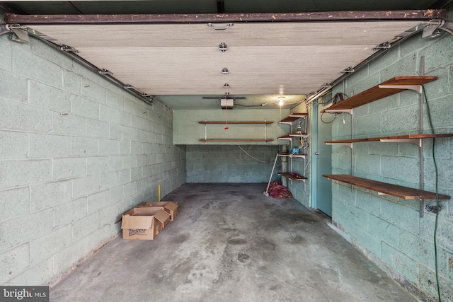 18 University Mews, Philadelphia, PA 19104 - garage with concrete block wall