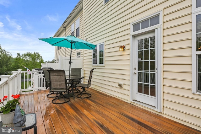 7601 Willow Bottom Rd, Sykesville, MD 21784 - deck with outdoor dining area