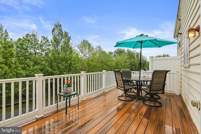 7601 Willow Bottom Rd, Sykesville, MD 21784 - deck featuring outdoor dining space