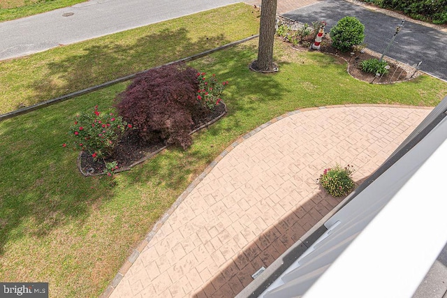 29 Salt Grass Rd, Ocean Pines, MD 21811 - surrounding community featuring a lawn