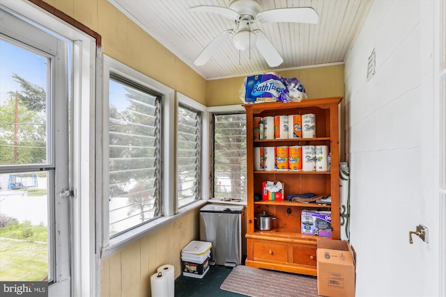 5218 Arbutus Ave, Baltimore, MD 21227 - view of sunroom / solarium
