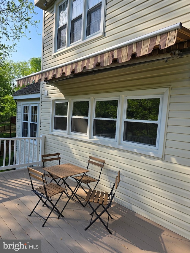903 Lake Front Dr, Bowie, MD 20721 - view of deck