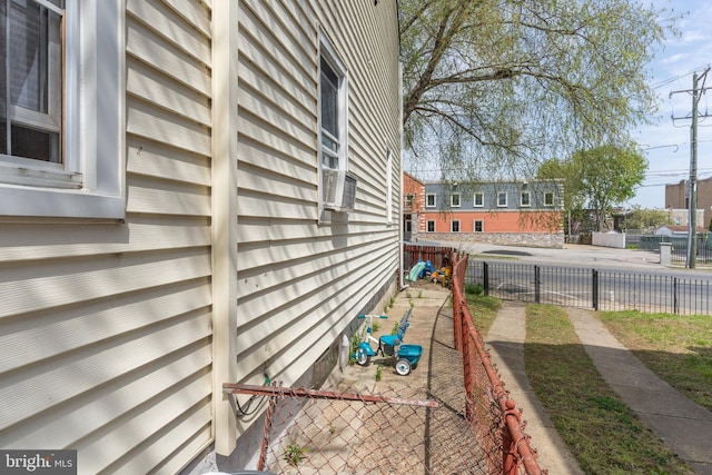 3526 Welsh Rd, Philadelphia, PA 19136 - view of side of property featuring fence