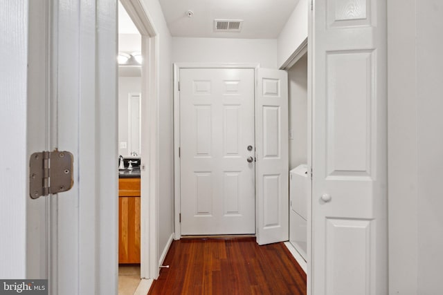 1617 Potomac Greens Dr Unit A, Alexandria, VA 22314 - corridor with wood finished floors