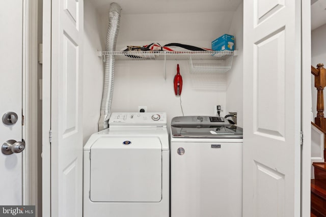 1617 Potomac Greens Dr Unit A, Alexandria, VA 22314 - laundry area with washer and dryer
