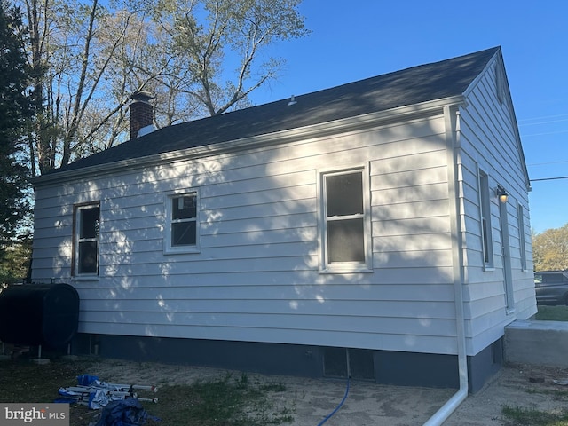 17 Pineview Ter, Bridgeton, NJ 08302 - view of side of property featuring oil tank and a chimney