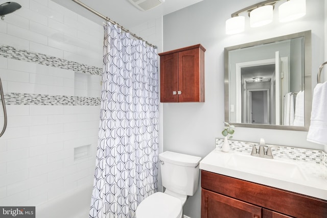 5580 Ann Peake Dr, Fairfax, VA 22032 - full bath featuring toilet, vanity, shower / tub combo with curtain, and visible vents