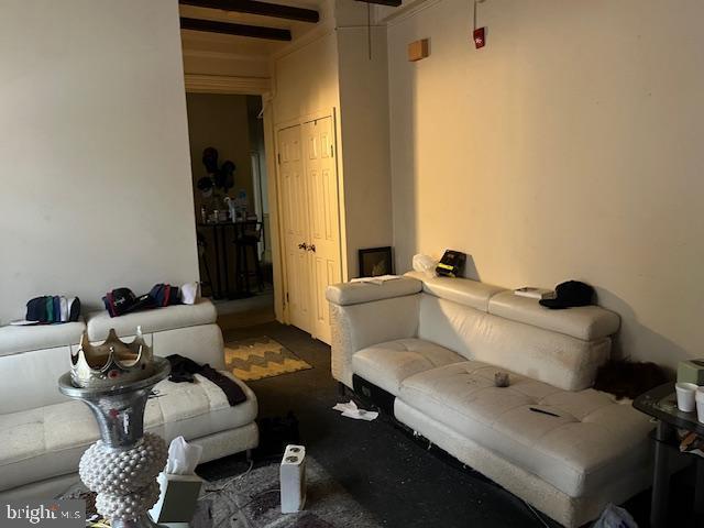 4900 N 11th St, Philadelphia, PA 19141 - view of living room