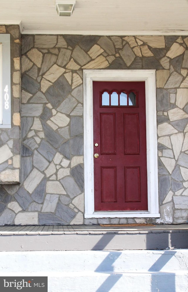 408 Prince George St, Cumberland, MD 21502 - entrance to property with stone siding