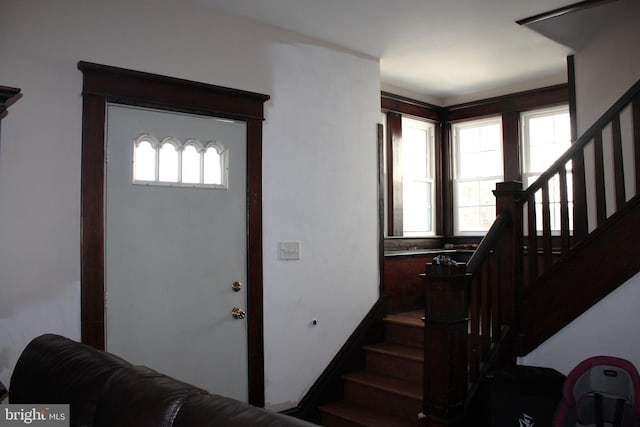 408 Prince George St, Cumberland, MD 21502 - entryway featuring stairway