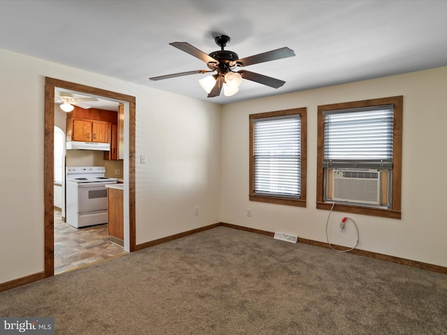 819 Manns Ter, Cumberland, MD 21502 - spare room with a ceiling fan, baseboards, visible vents, and light carpet