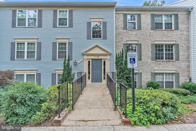 7743 Inversham Dr Unit 197, Falls Church, VA 22042 - view of multi unit property