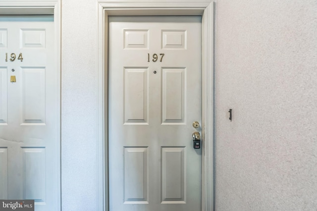 7743 Inversham Dr Unit 197, Falls Church, VA 22042 - property entrance