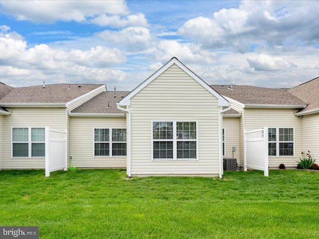 139 Gazebo Ln, Middletown, DE 19709 - back of house featuring a yard and central AC