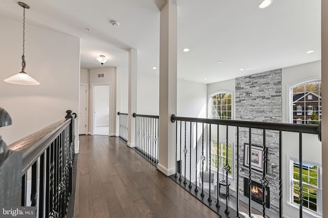 3419 Pocahontas Dr, Edgewater, MD 21037 - corridor featuring dark wood finished floors, baseboards, visible vents, and recessed lighting