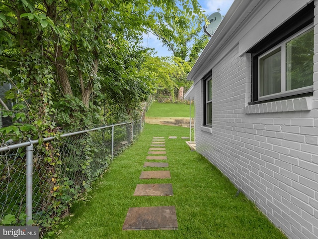402 Elm Ave, Takoma Park, MD 20912 - view of yard