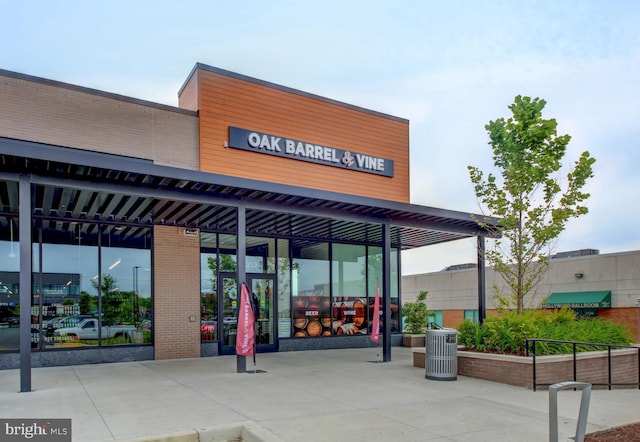 13434 Fairland Park Dr, Silver Spring, MD 20904 - view of building exterior featuring central AC