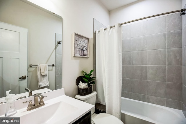 9008 Waller Tree Way, Upper Marlboro, MD 20772 - full bathroom featuring shower / bath combination with curtain, toilet, and vanity
