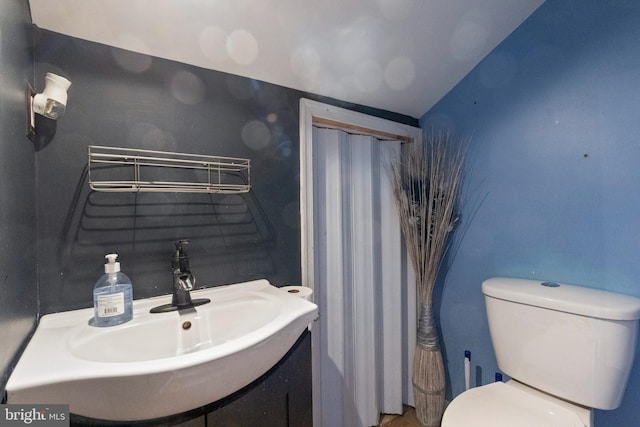 4626 Kavon Ave, Baltimore, MD 21206 - half bathroom with toilet and a sink