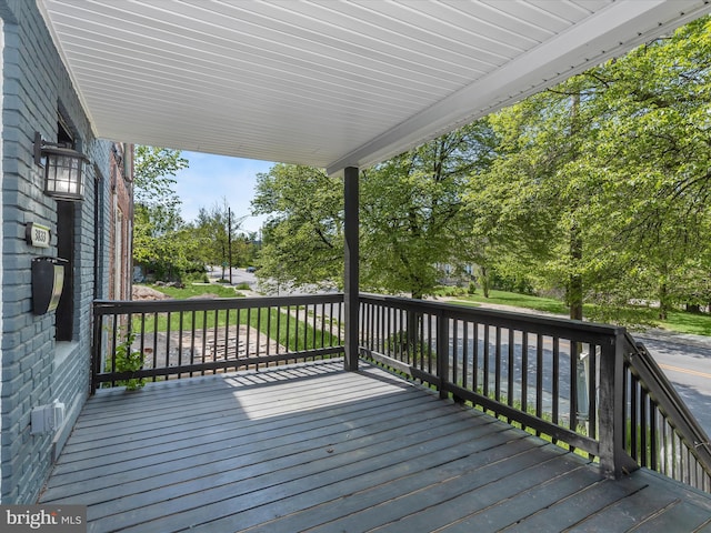 3833 Reisterstown Rd, Baltimore, MD 21215 - view of wooden terrace