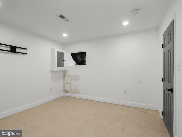 3833 Reisterstown Rd, Baltimore, MD 21215 - interior space with recessed lighting, baseboards, and visible vents