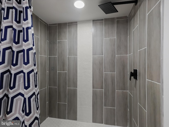 3833 Reisterstown Rd, Baltimore, MD 21215 - bathroom featuring tiled shower