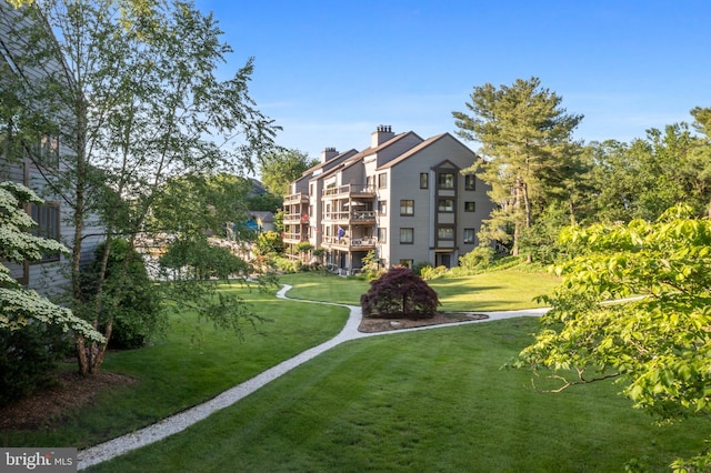 3 Spa Creek Lndg Unit A, Annapolis, MD 21403 - surrounding community with a lawn