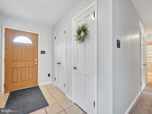 24 Keeler Ave, Stevens, PA 17578 - foyer with light tile patterned flooring and baseboards