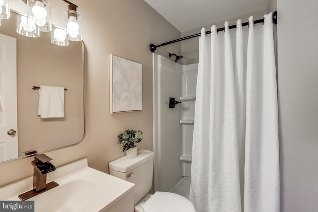 11378 Cromwell Ct, Woodbridge, VA 22192 - full bathroom featuring curtained shower, toilet, and vanity
