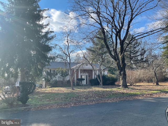 43 Harriet Rd, Southampton, PA 18966 - view of front of home