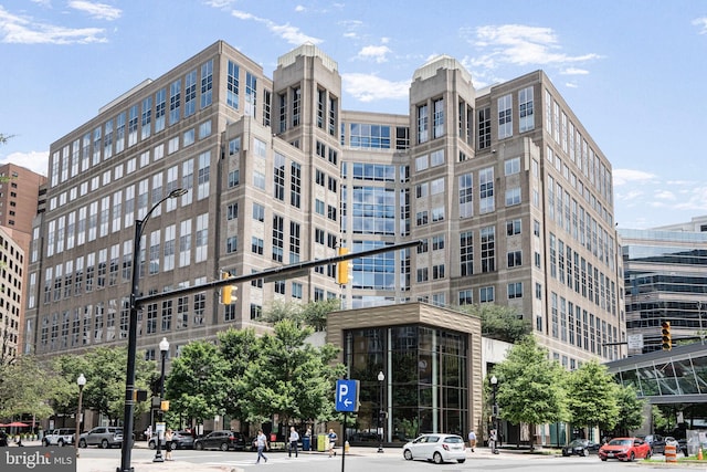 4223 N Carlin Springs Rd, Arlington, VA 22203 - view of building exterior