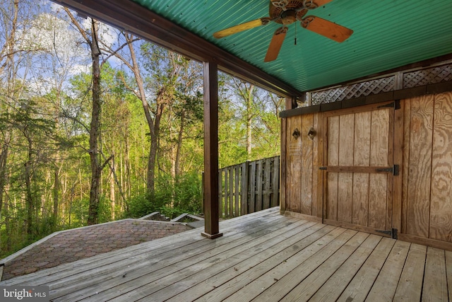 6915 Compton Valley Ct, Centreville, VA 20121 - wooden deck featuring ceiling fan